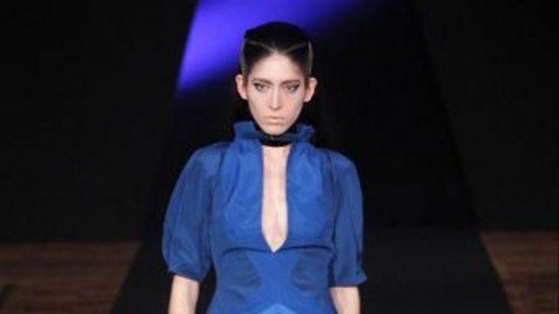 Chanel depura el color que Valentino desarrolla en la pasarela de París