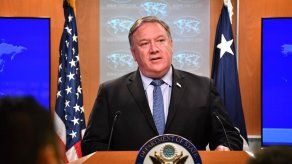 Pompeo promete apoyo inquebrantable a Guaidó antes de marcha en Venezuela