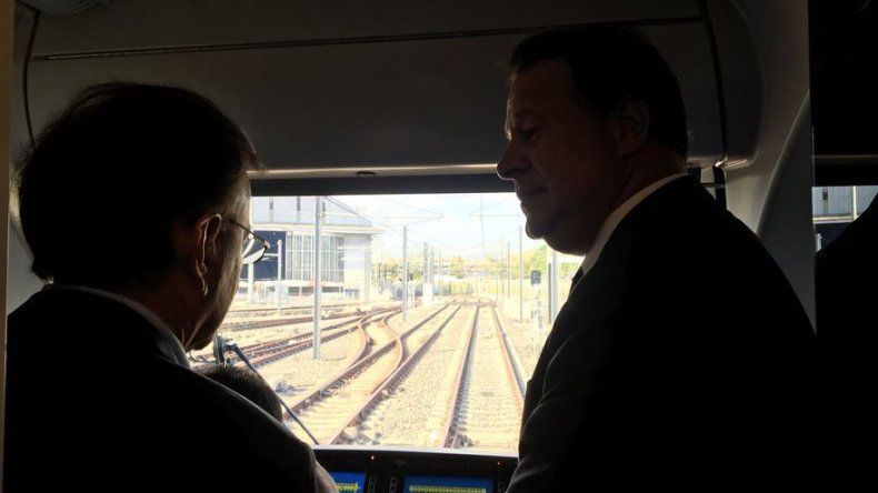 Primer tren de 5 vagones inicia operaciones en la Línea 1 del Metro de Panamá