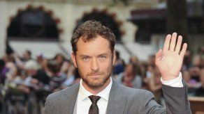 Jude Law se convierte en padre por quinta vez
