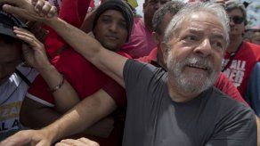 Lula prepara su oposición a Bolsonaro y la derecha lo quiere en la cárcel