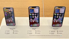 Según las autoridades brasileñas, Apple que la decisión de no suministrar cargadores junto a los teléfonos responde a un compromiso ambiental.