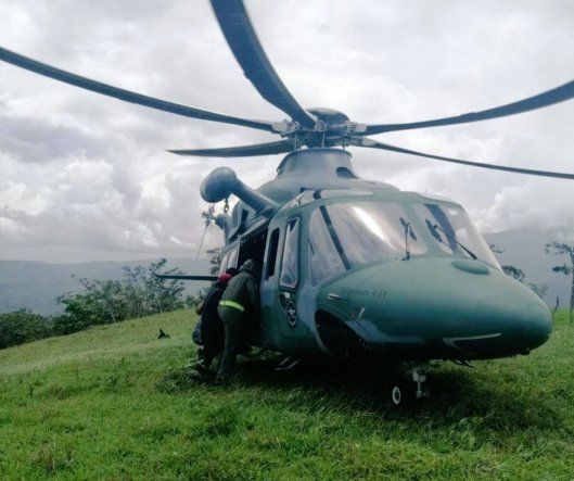 Los tres niños supuestamente maltratados fueron trasladados vía helicóptero desde Bocas del Toro hasta el aeropuerto Rubén Cantú y desde allí por orden judicial del Ministerio Público que lleva la investigación.