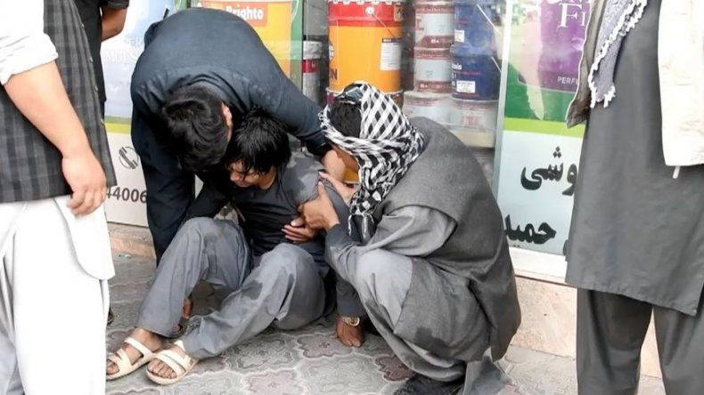 Ataque del EI contra mezquita chiita de Kabul deja 12 muertos