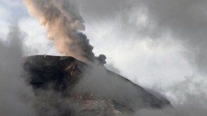 En Ecuador declaran la alerta naranja por erupción de volcán
