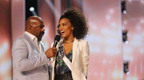 Concursantes participan de la última ceremonia oficial antes del Miss Universo