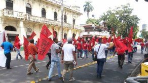 Suntracs marcha hacia la AN para denunciar a magistrados de la CSJ