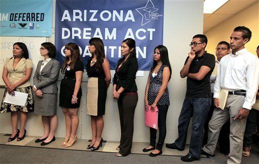 Arizona niega prestaciones a dreamers, entre otros inmigrantes