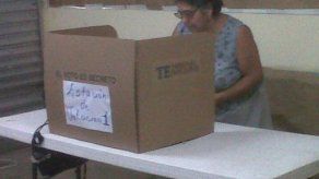 Tranquilidad en elecciones de representante en El Bebedero