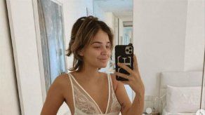 Laura Escanes muestra orgullosa su figura postparto