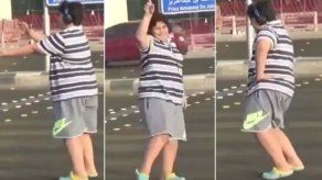 Detenido un joven por bailar La Macarena en la calle en Arabia Saudí