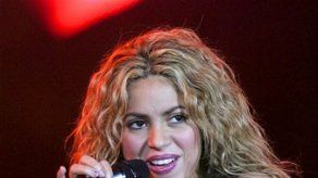 Shakira anuncia respaldo a Obama