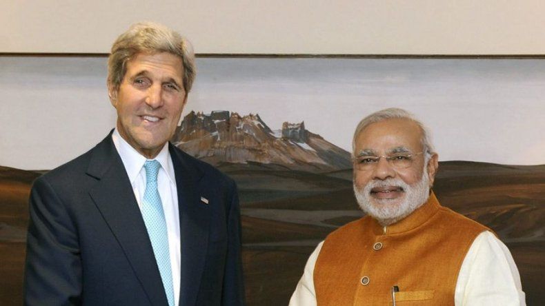 Kerry se reúne con Modi en un encuentro destinado a reactivar las relaciones