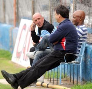 Julio Dely Valdés arregla permiso anticipado de Cooper y Godoy