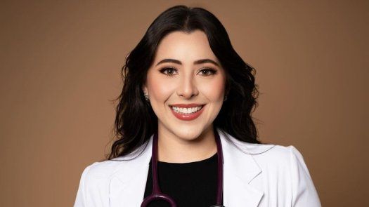 ¡Enhorabuena! Fulvia González logra cumplir su sueño de ser doctora