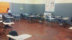 Alargar período escolar o recortar receso