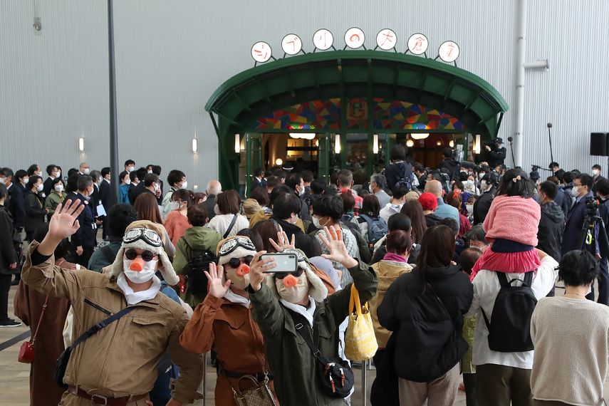 Japón reabre a turismo tras más de dos años de cierre por pandemia