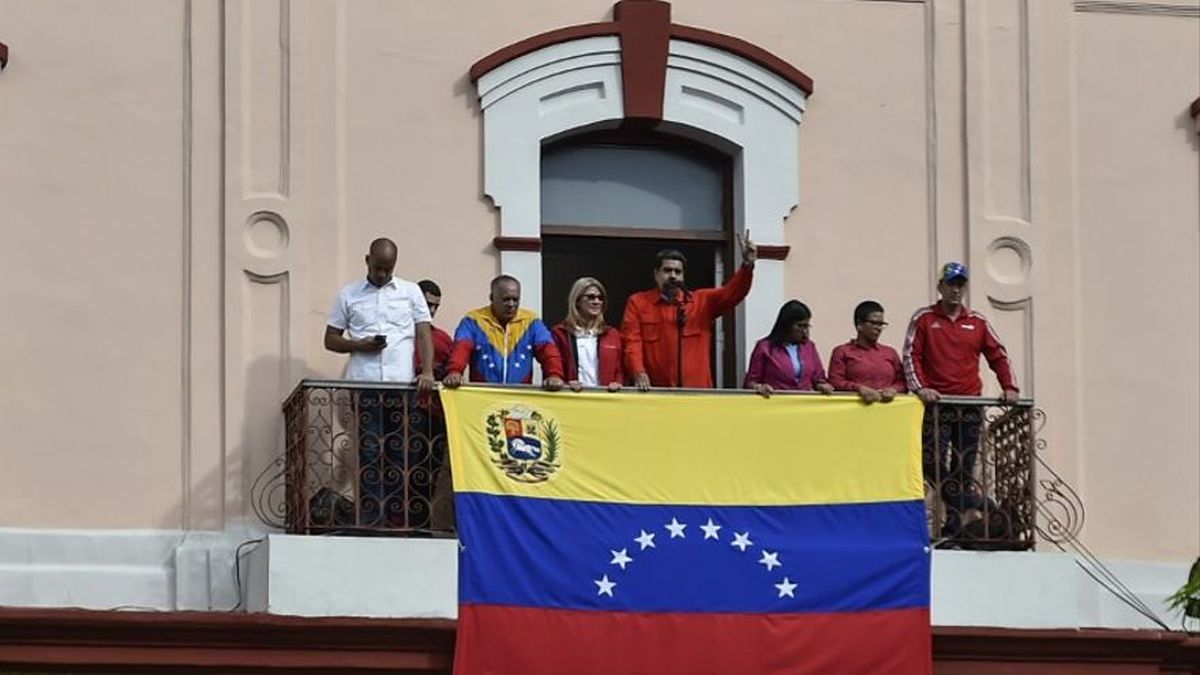 Venezuela Rompe Relaciones Con EEUU Por Reconocer A Opositor Como ...