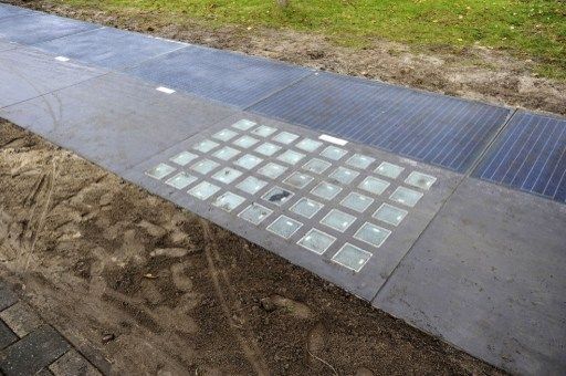 Holanda inaugura el primer carril para bicicletas que produce energía solar