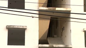 Proyecto habitacional abandonado.