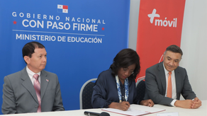 MEDUCA firma contrato para iniciar el programa Internet para Todos.