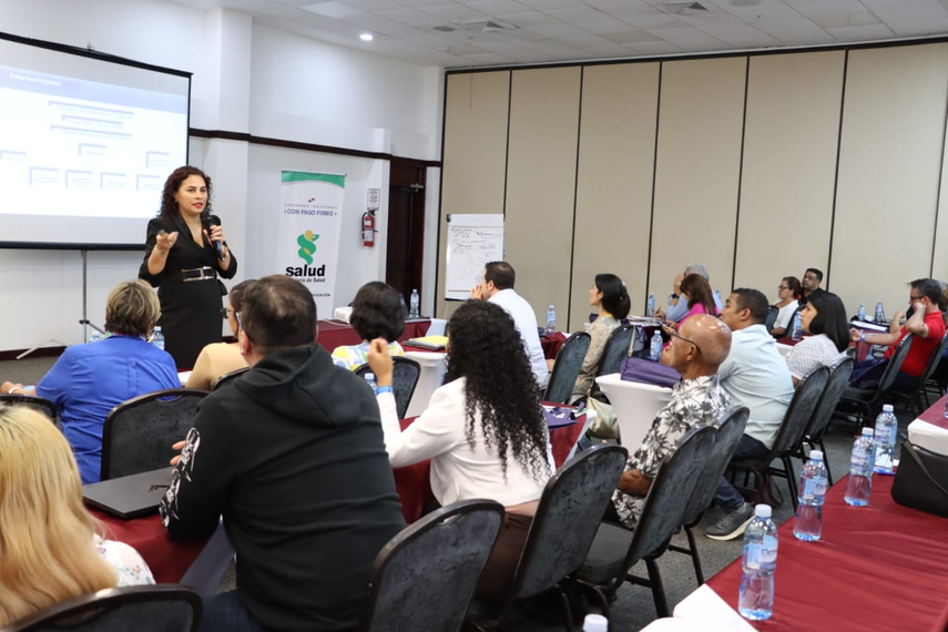 MEF capacita a personal del MINSA&nbsp;