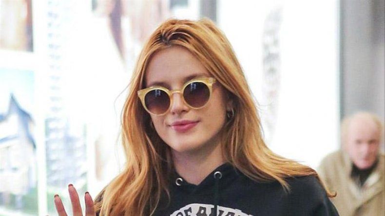 Bella Thorne solía llorar cada noche por culpa de su acné