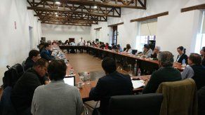 Diálogo de paz entre el Gobierno de Colombia y ELN se prorroga hasta el lunes