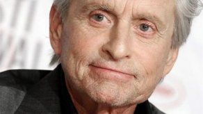 Michael Douglas emociona Cannes con lo último de Soderbergh