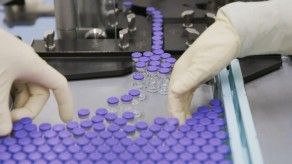 Pfizer afirma que su vacuna contra el covid-19 es eficaz en un 90%, según primeros resultados de fase 3