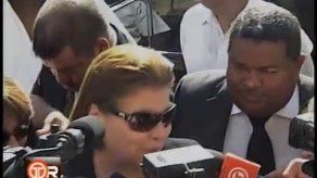 Viuda de Ford lamenta desconocimiento de la historia