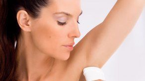 Médicos bolivianos estudian relación entre antitranspirantes y cáncer de mama