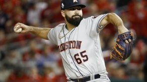 Urquidy y Bregman llevan a Astros a empatar la Serie Mundial