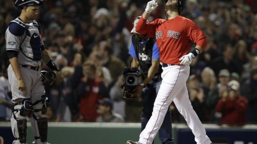 Medias Rojas pegan primero y derrotan 5-4 a Yanquis