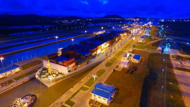 Canal ampliado alcanza su tránsito 2,000 con paso de Cosco Yantian