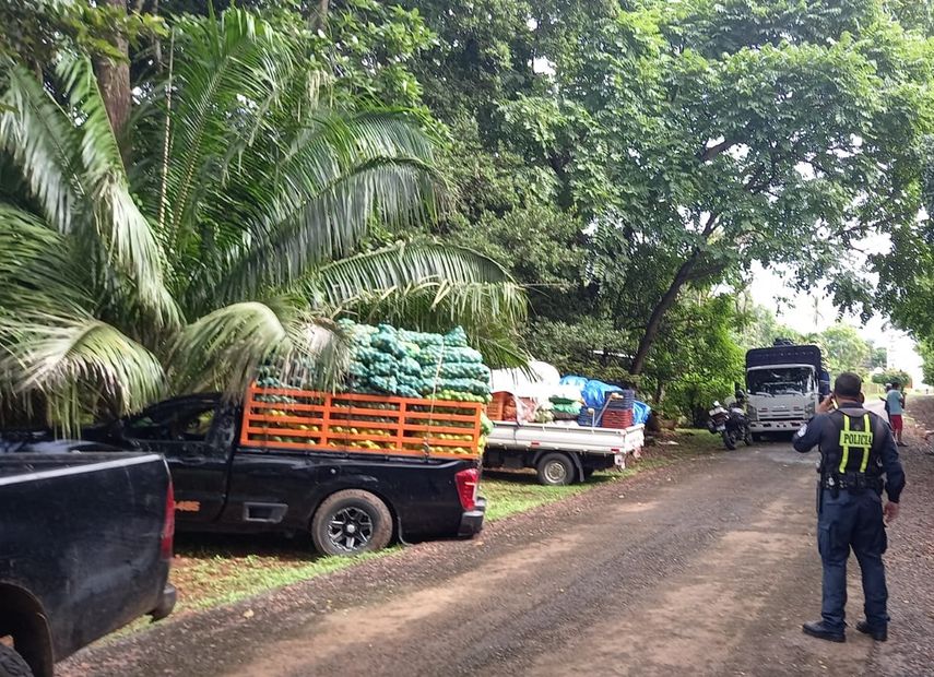La Policía Nacional retuvo a cinco vehículos