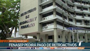 Funcionaros exigen pago del décimo con equiparación completa y retroactivos