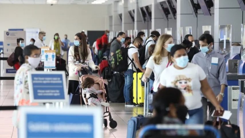 Migración comparte los requisitos para que menores de edad salgan del país