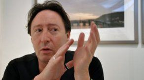 Julian Lennon aterriza como fotógrafo filántropo en Art Basel Miami