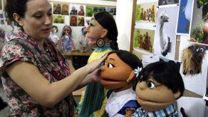 EEUU cesa financiación de Plaza Sésamo en paquistaní