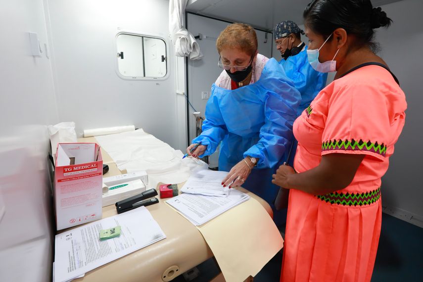 Los servicios gratuitos que incluyen estas Clínicas Salud sobre Ruedas son los de mamografía