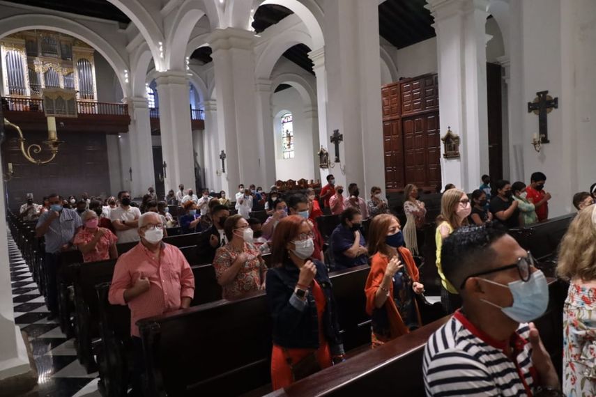 Celebración de la misa.