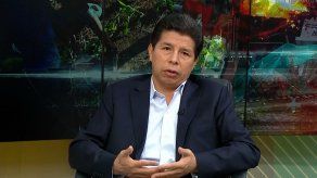 Presidente de Perú asegura que cooperará con investigación de fiscalía