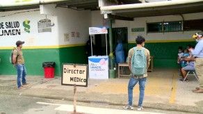Largas filas se apreciaron en el Centro de Salud de Tocumen