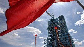 China lanzará a mediados de mes un vuelo espacial tripulado
