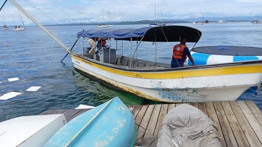 AMP informa sobre hundimiento de velero en Isla Colón AMP informa sobre hundimiento de velero en Isla Colón