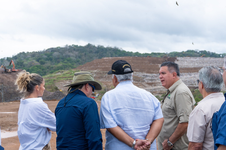 El presidente José Raúl Mulino realizó una inspección en el vertedero de Cerro Patacón.