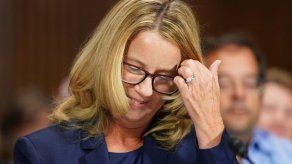 Ford relata cómo fue atacada por postulado a Corte Kavanaugh