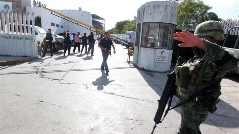 Tiroteo en escuela de México deja cinco heridos, incluyendo al agresor