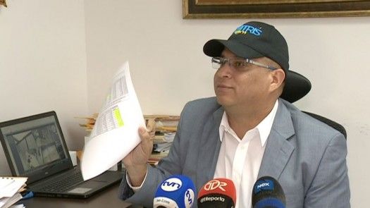 Dimitri Florez niega pago por firmas para candidatura presidencial independiente